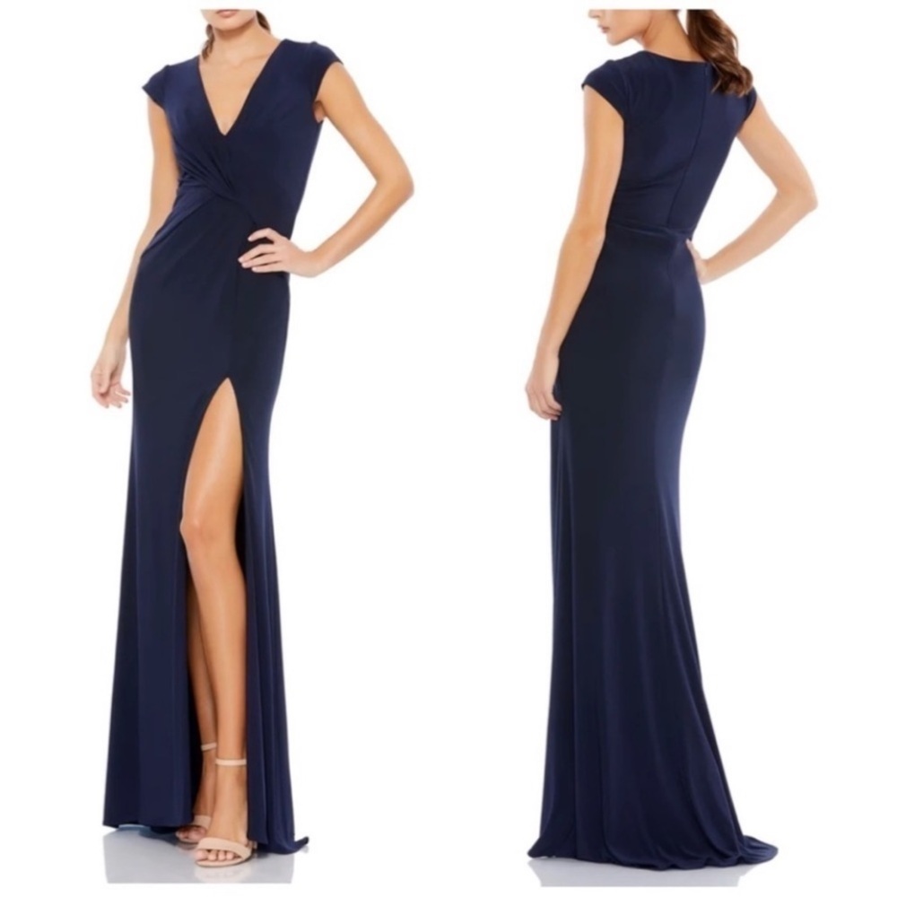 NWT Ieena for Mac Duggal Jersey V-Neck Maxi‎ Dress Gown Navy Blue Formal Size 4